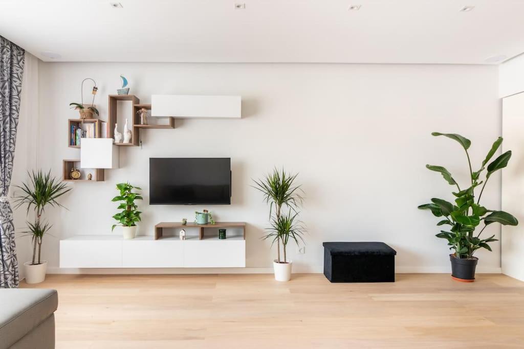 European Heart 2-Bedroom Flat. Брюксел Екстериор снимка