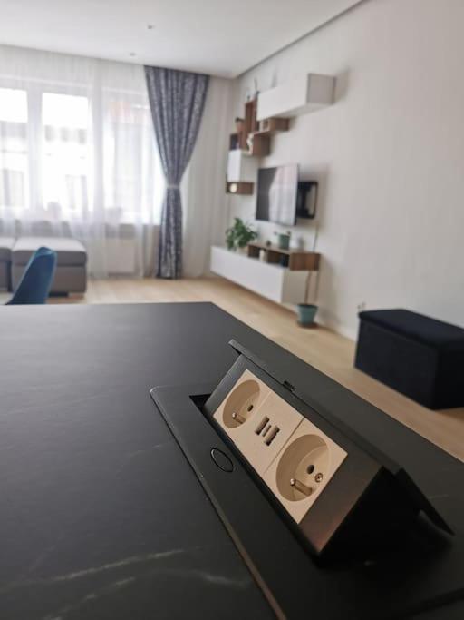 European Heart 2-Bedroom Flat. Брюксел Екстериор снимка