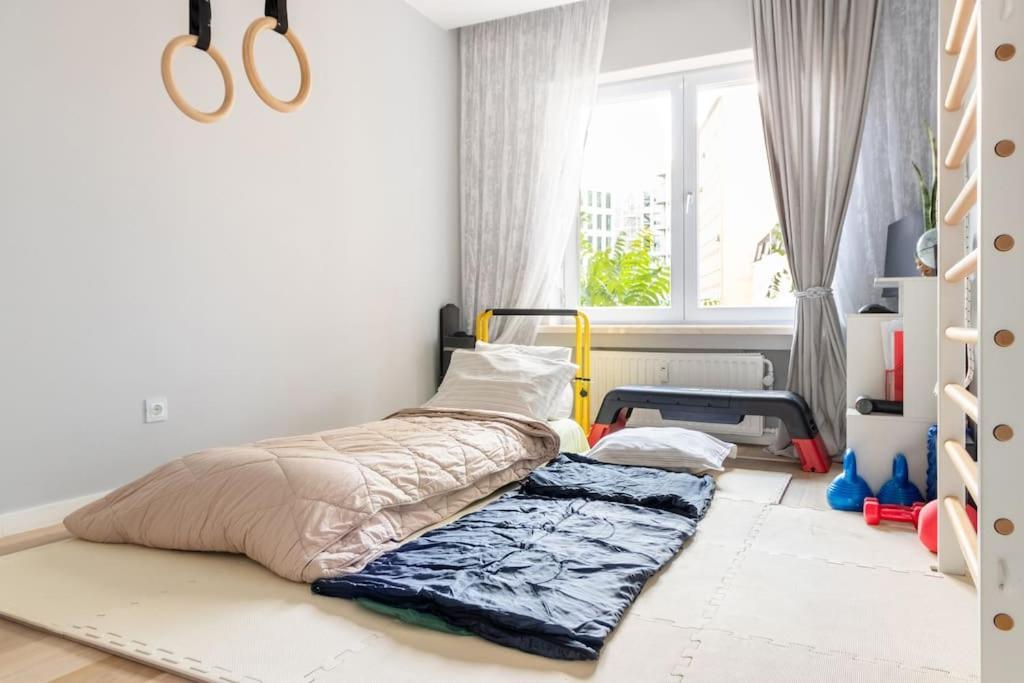European Heart 2-Bedroom Flat. Брюксел Екстериор снимка